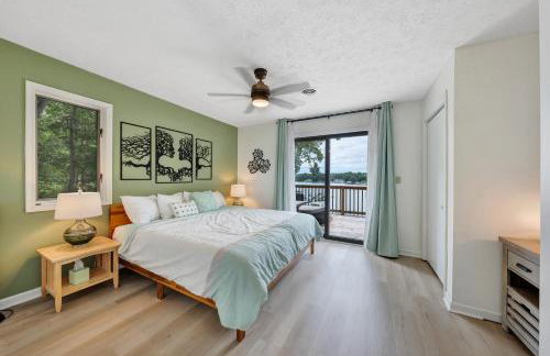 Sundance - Lakefront w/ Private Dock - Photo 13