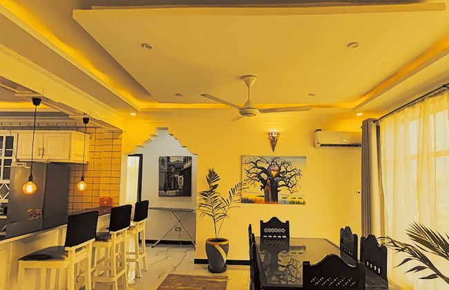 AYAA LUXURY APARTMENT 4TH FLOOR - Photo 9