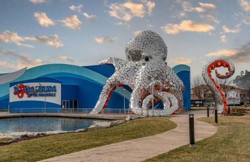 Cozy Lakeside Getaway - Outdoor Theater - Free Early Check-In- 4min to Silver Dollar City - Foto 54