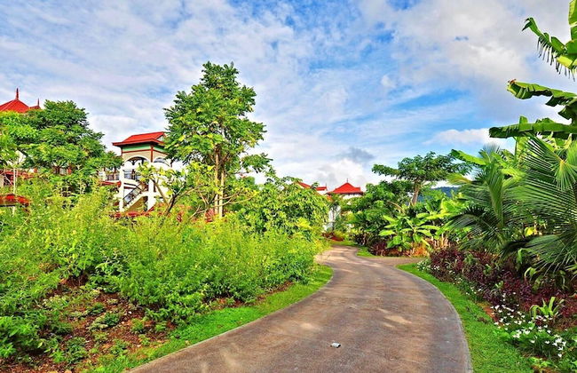 Eden Island, Beach front, Luxury, 3 Bed Ensuite, WiFi - Photo 23