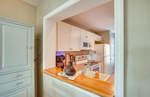 Harbor Island Condo with Deck - Steps to Beach! - Foto 11