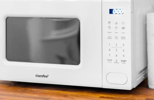 Spacious Apartment - Parking - Smart TV - Netflix 9PC - Photo 23