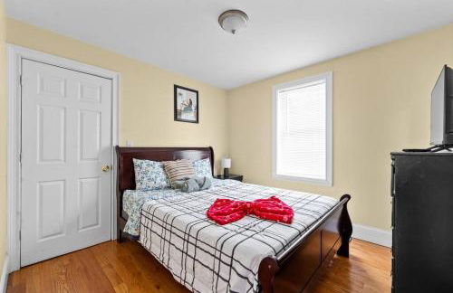 555-2 6BR Quincy - Spacious Apt near Perry Beach - Foto 15