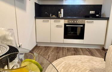 Zentrumsnahe Wohnung - Tram, Amazon Prime und Self Check in - Foto 4