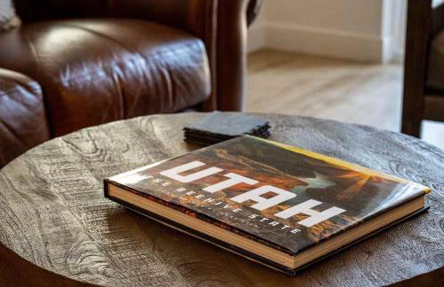 Focus Up at the Mountains Ski Retreat Hot Tub MTN Green - Foto 2