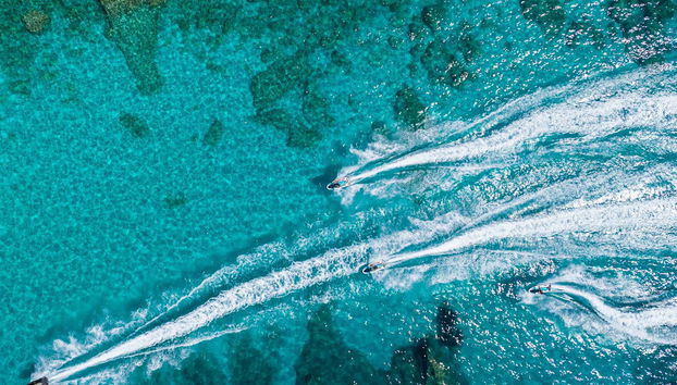 Vue aérienne sur les jet-skis