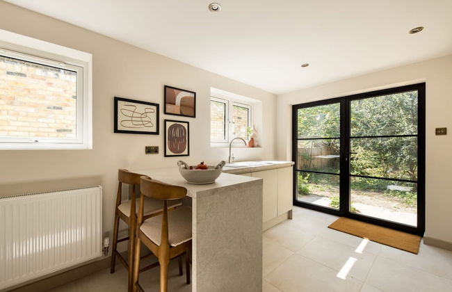 The Tyrwhitt Road Place - Lovely 2bdr Flat With Garden - Foto 3