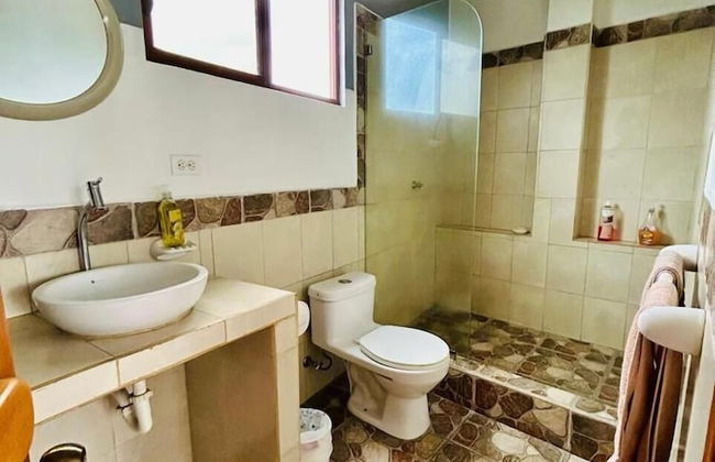 Del mar del Galapagos - Photo 26