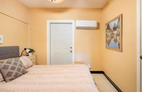 3-Bed Bungalow walk to Historic Downtown Sanford - Foto 20