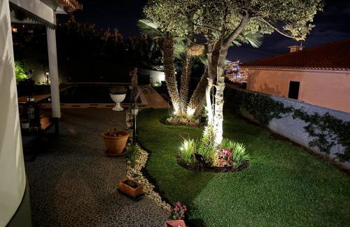 Funchal Apt- Sleeps 2 - Pool & Parking - Madeira - Foto 79