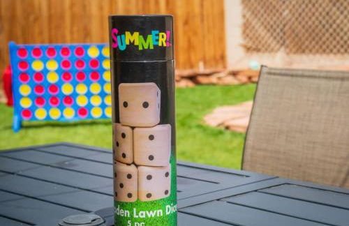 Newly Remodeled Family Friendly Home - Foto 35