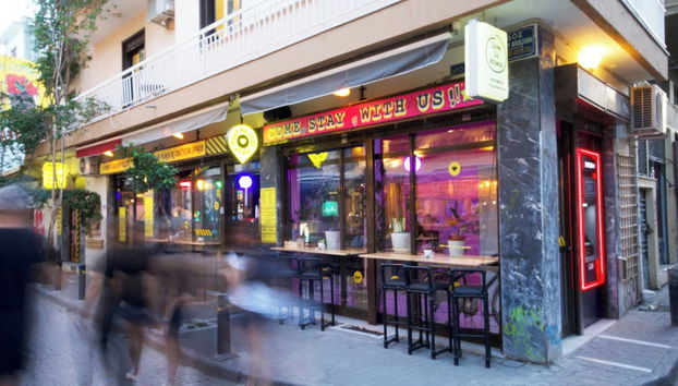 Live in Athens, THISEIO Residency, Our first love #01 - Foto 4, Recepción