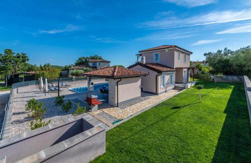 Villa Niko, your Ideal Summer Oasis near Poreč - Foto 10