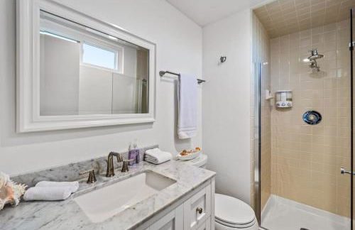 Seaside Serenity with Ocean Views - Photo 44