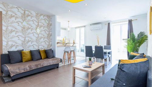 CASA REINE JEANNE- ideal groups & family -CENTRAL near train station - PARKING - New&CONFORT-AC - Foto 2