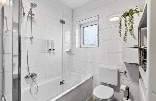 Großzügiges Industrie Design Apartment für bis zu 6 Personen, Nähe Messe und DUS, verkehrsgünstig - Familien, Gruppen und Firmen - Foto 21