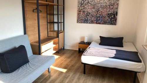 Ferienwohnung & Monteurunterkunft "Mainbogen-Blick" - Foto 3, wardrobe