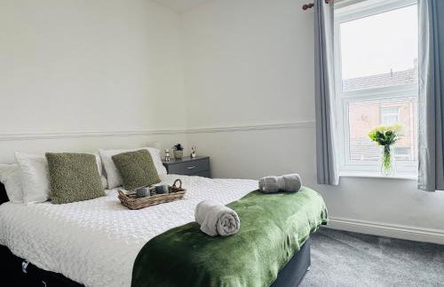 Bolton Terrace - 2 Bedrooms - Sleeps 4 - Photo 12