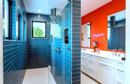 Queens Gambit - 7 Minutes from Downtown - Sleeps 16 - Foto 35