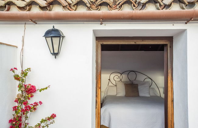 Apartamentos Los Patios de la Judería - Photo 80