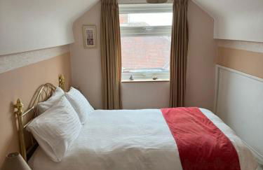 Linden Ave Bungalow - Foto 17