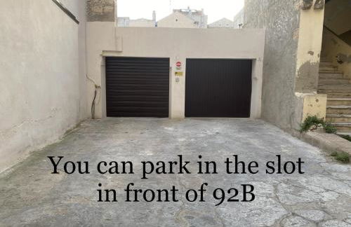 Casa Leonardo, a panoramic view of Cagliari with free car parking - Foto 23