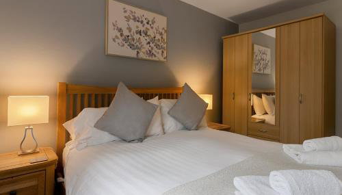 Quay Escape - Short Stays UK Ltd - Foto 2, towels, pet friendly, wardrobe