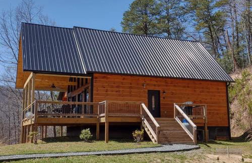 Peace of Heaven, Modern Chic Cabin, Majestic Mountain Views, Hot Tub, Fire Pit, Outdoor Games, Close to Town - Foto 9