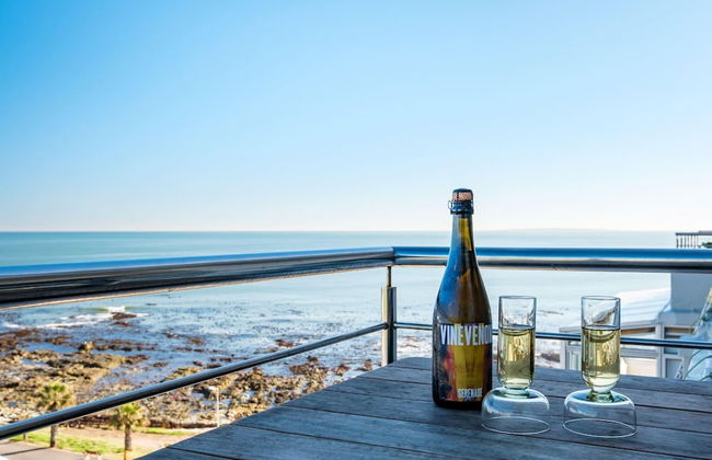 Extraordinary Stay in Mouille Point The Apartment - Photo 26