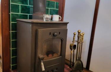 Lovely Canal Boat in Little Venice for Family & Friends - Photo 4