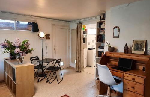 Studio de charme pour séjour tranquille à deux - Groupama Stadium - LDLC Aréna - Fiducial Astéria - Eurexpo - Aéroport St Exupéry - Base nautique du Grand Large - Foto 10