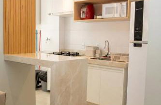 Apartamento novo com piscina 2 quartos self check-in perto do shopping - Foto 8