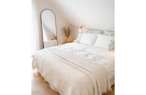 Stilvolle 2-Zimmer-Wohnung in Hildesheim - hochwertige Ausstattung & gute Anbindung - Foto 1