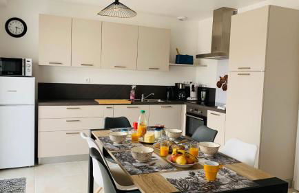 LE COMMODORE Maison avec piscine/parking/wifi/plages 5kms - Foto 5