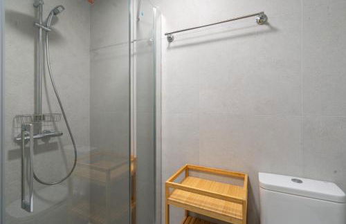 2 bedrooms with pool, terrace and balcony - Photo 19