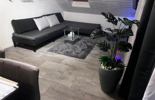 Modern attic apartment with pool view AC and gym - Foto 33