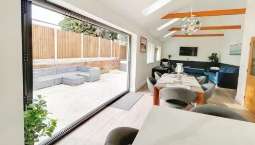 Rare Luxury Holiday Home with Hot-Tub - Foto 3