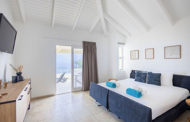 Coral Estate Holidays - Photo 57