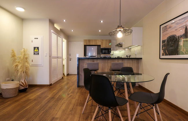 w Splendid 1BR With Balcony in Miraflores - Photo 33