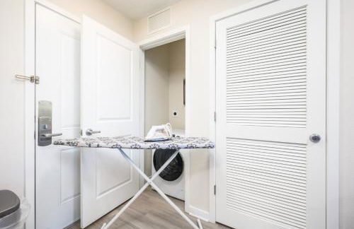 Brand New Modern Vista Cay Reserve Condo - 5008 - Photo 34