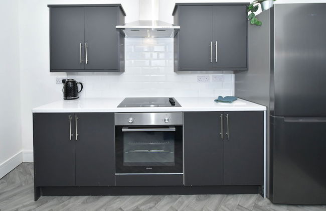 Townhouse @ 202 Walthall Street Crewe - Photo 38