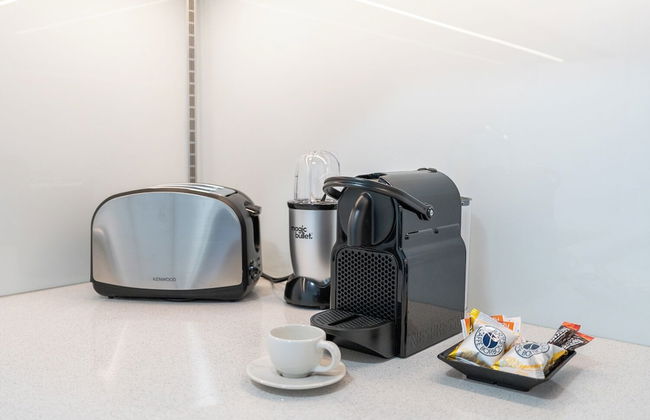 Brand New & Modern Studio JVC - Photo 71