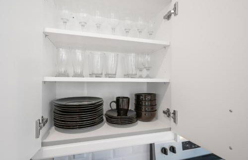 Spacious House in Prime Location - Photo 26