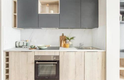 Bright & Spacious Mid-Level Studio at Briggate Studios Leeds City Centre - Photo 8