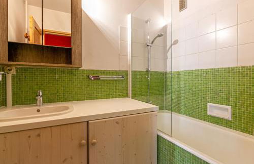 Charmant 3 pièces avec balcon, Wifi, acceptant animaux, au centre de Val-d'Isère - FR-1-694-252 - Foto 7