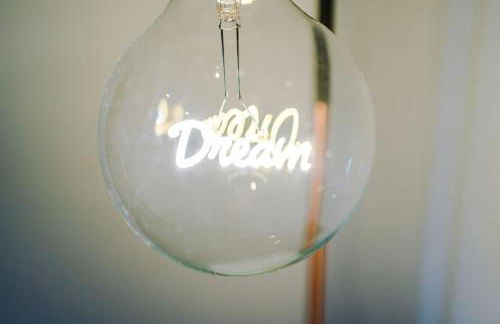 Incredible Home With Games Room, Sleeps 8, Parking Included, Perfect For Groups, Families, Contractors, Professionals - Photo 61