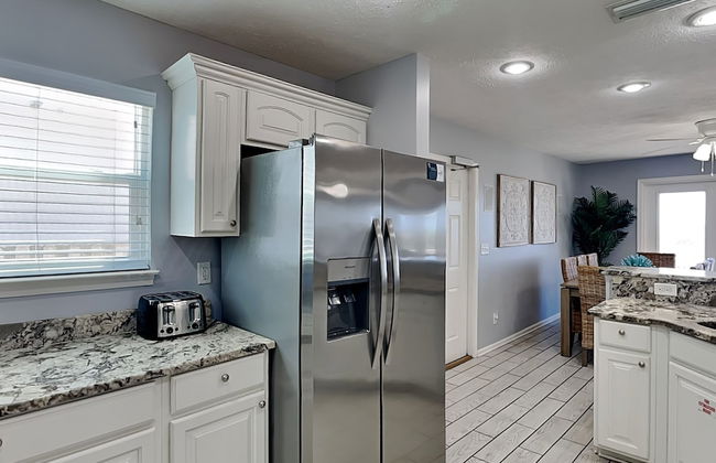 Luxury Gulf Front Home w/ Unobstructed Views + Private Pool! - Foto 14