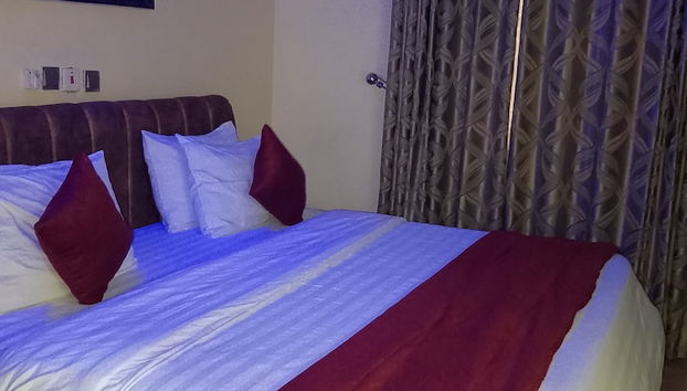 Checkers Suit and Apartment - Foto 4, Baño