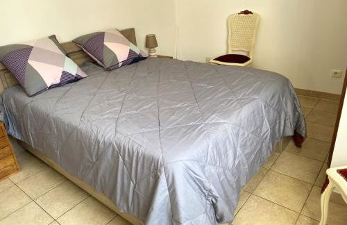 Villa spacieuse avec piscine à Saint-Laurent-la-Vernède - Foto 16