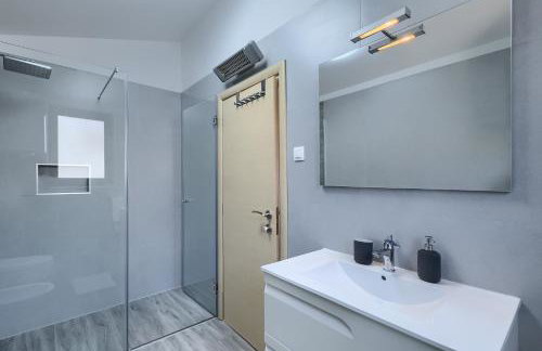 Villa Gloria, villa with heated pool - Foto 18